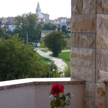 Villa Linet Funtana Buitenkant foto