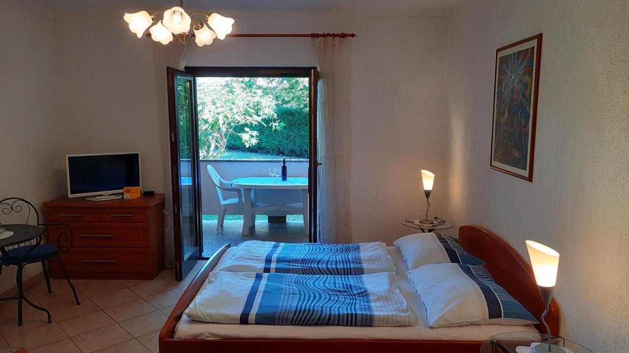 Villa Linet Funtana Buitenkant foto